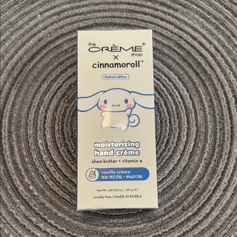 2/$20 The crème shop Cinnamoroll Moisturizing Hand Crème vanilla crème 🆕